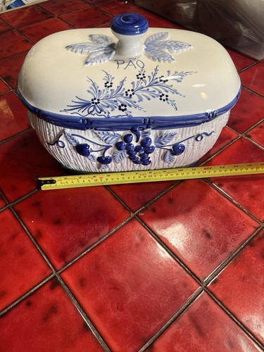 Large vintage bread bin - bread,